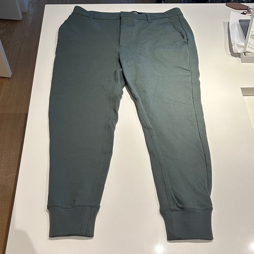 PAIGE Men's Olive Joggers